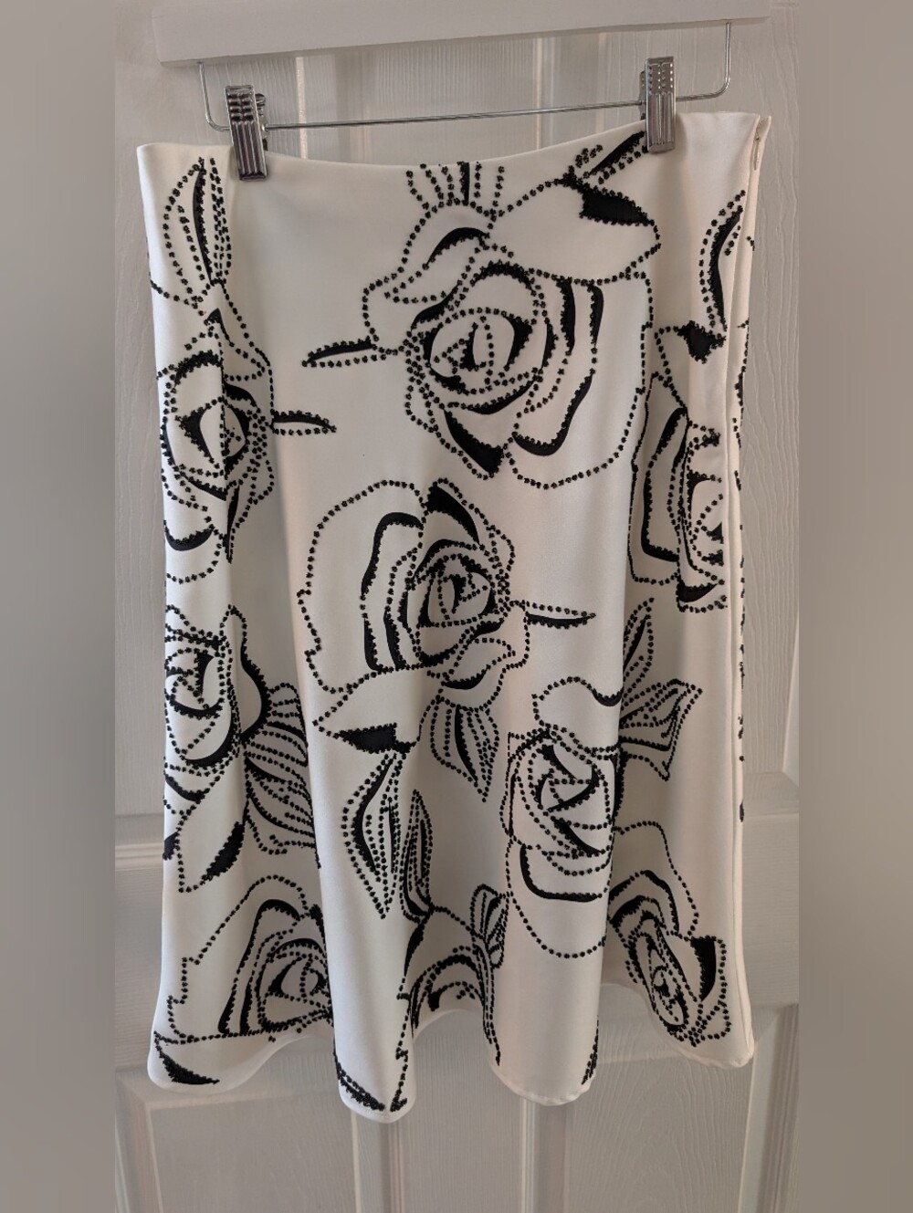 WHBM White Floral Beaded A-Line Skirt Size 8